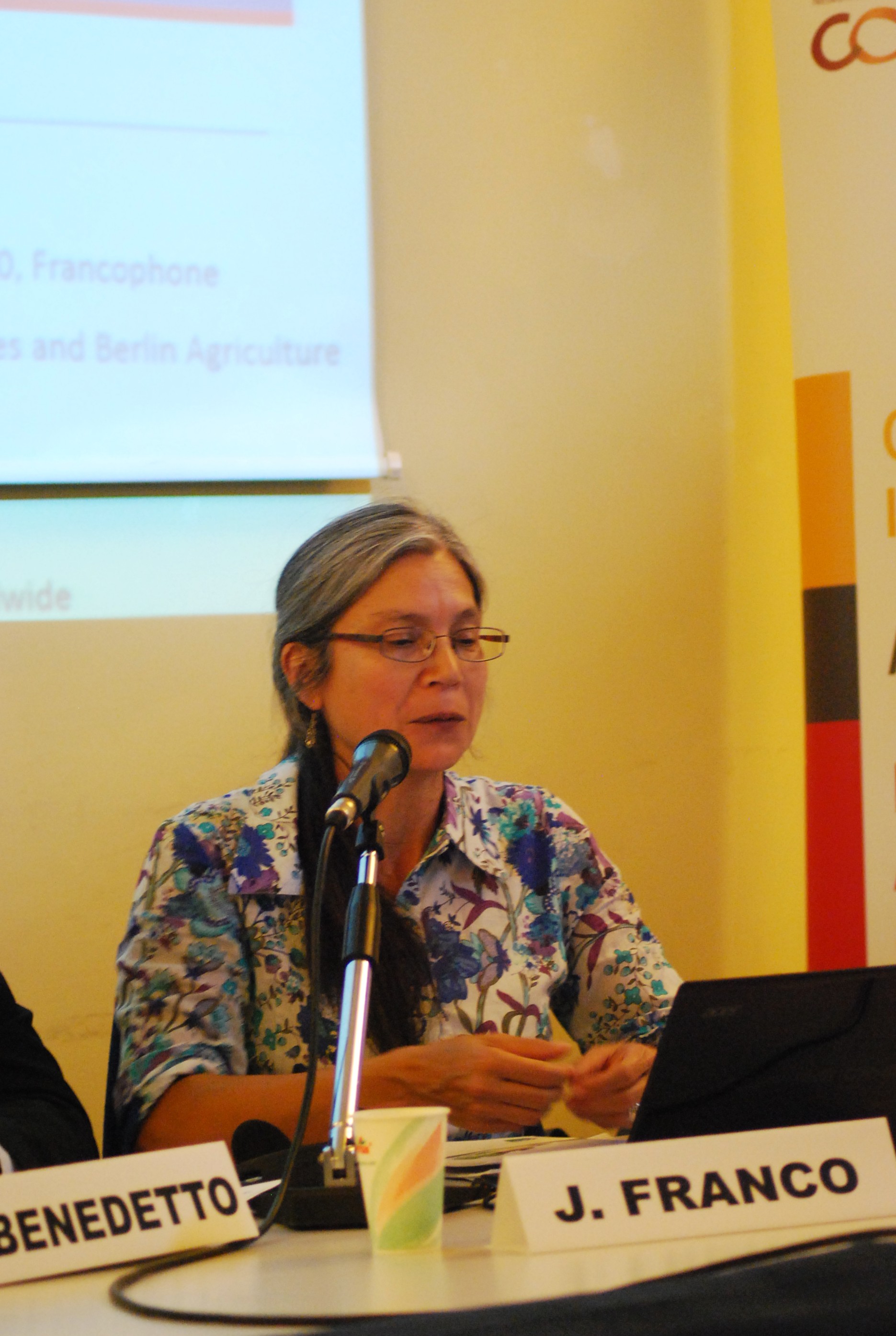 Jennifer Franco durante il suo intervento all'evento di Concord Italia